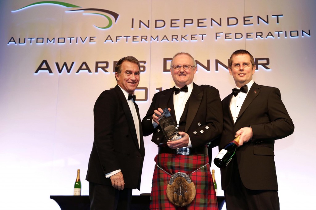 IMG_9916 IAAF Car distributor of excellence award Autoparts