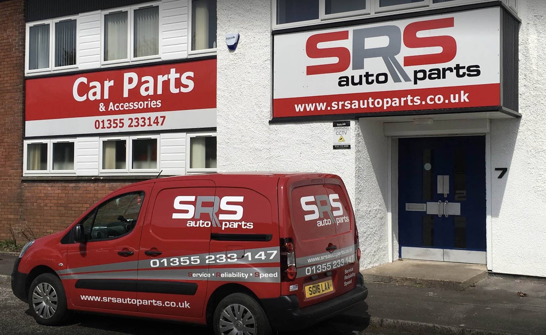 “Garages don’t want anything other than MAHLE” says SRS Autoparts