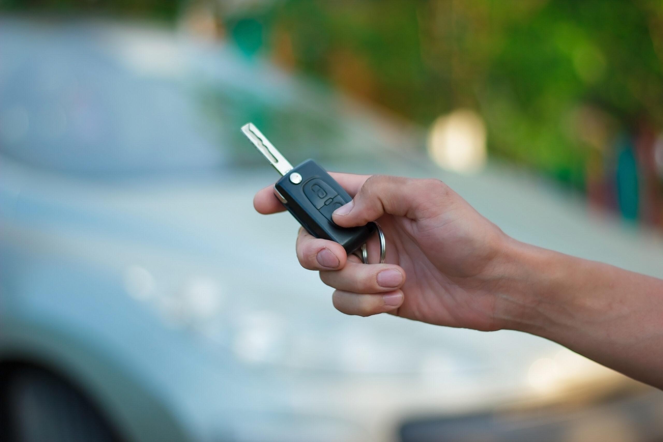 Three quarters of Brits would never buy a car sight unseen, despite lockdown and rise in virtual viewings – AA Cars data reveals