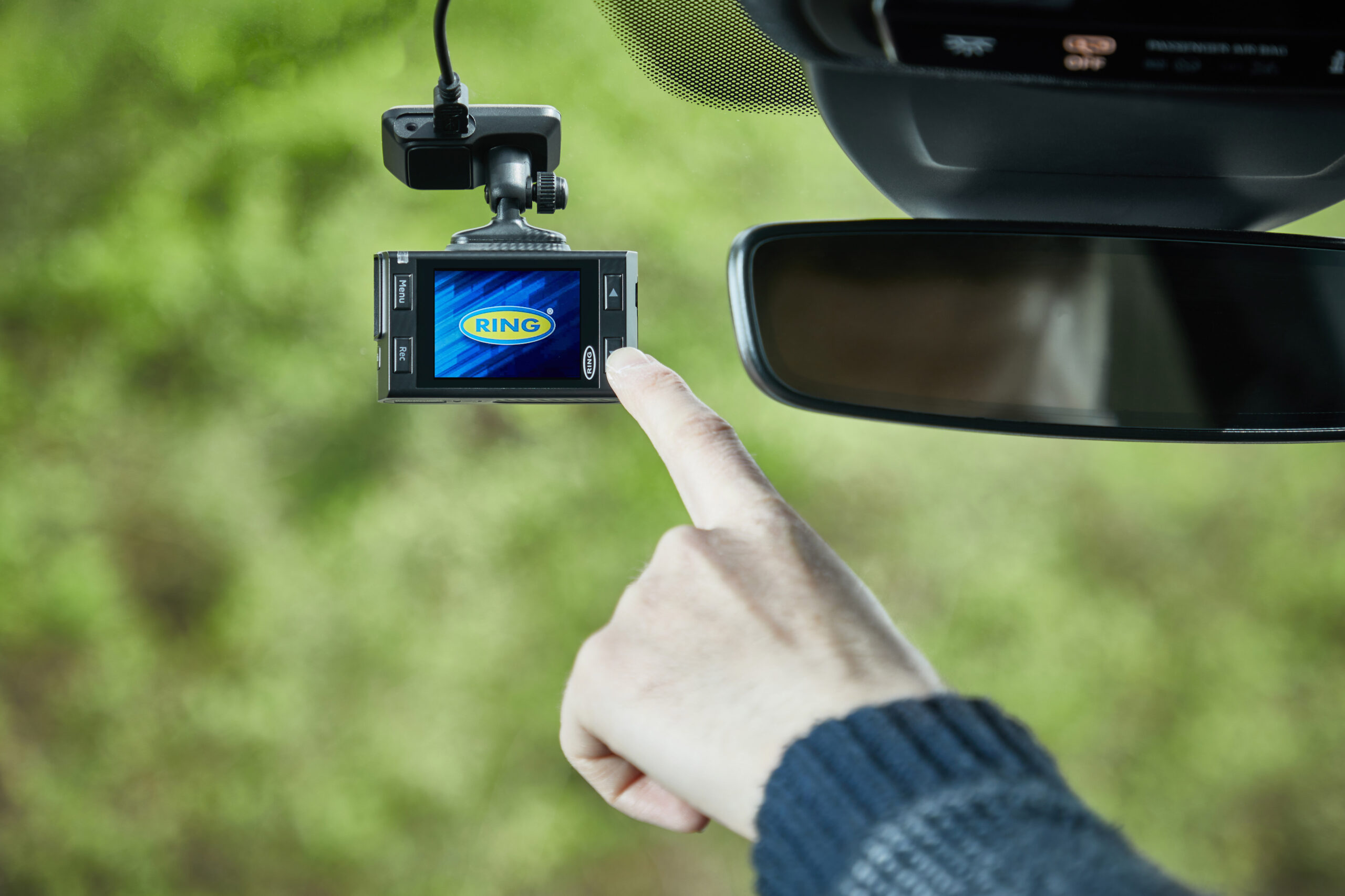 Ring’s RSDC3000 Smart Dash Camera gets Auto Express five-star seal of approval