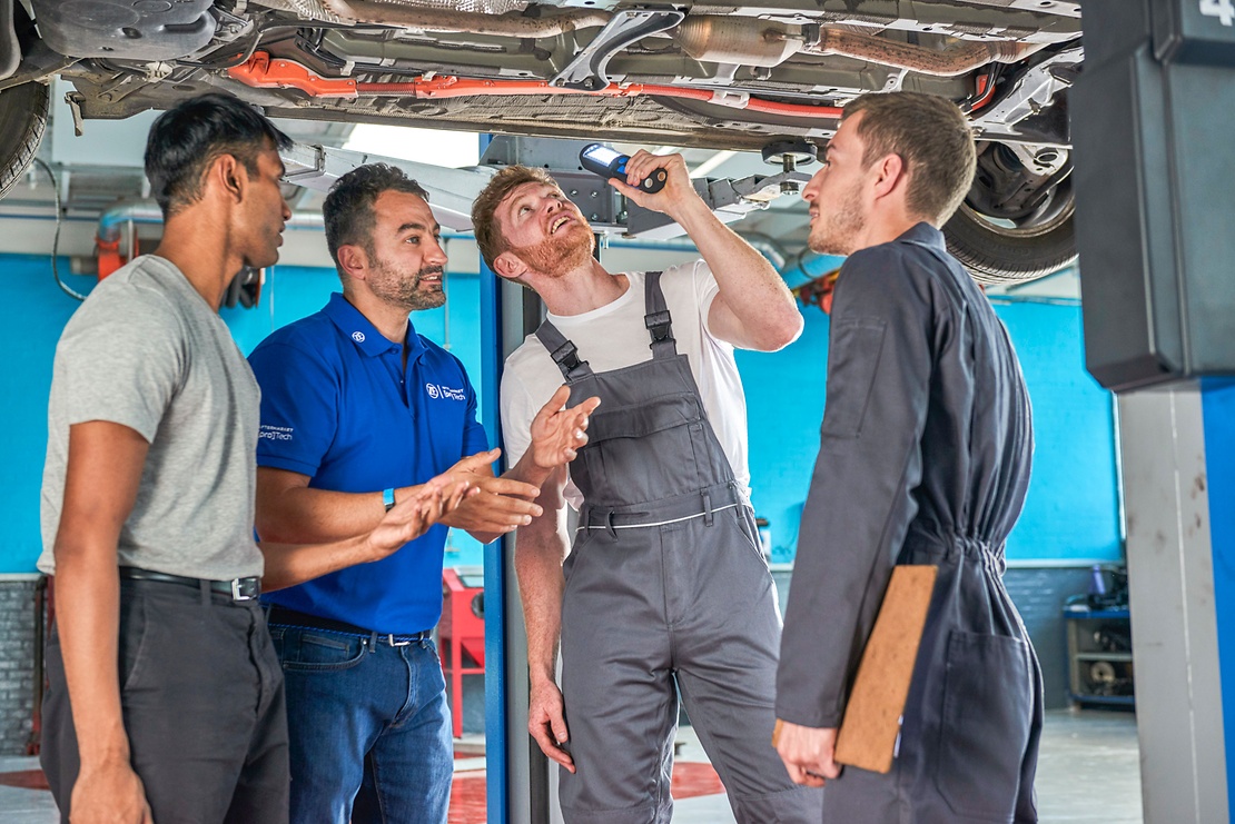 ZF [pro]Tech offering takes centre stage at UK Garage and Bodyshop Event