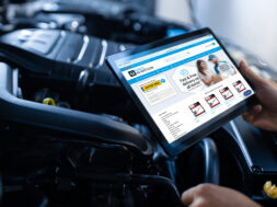 Mechanic with a tablet