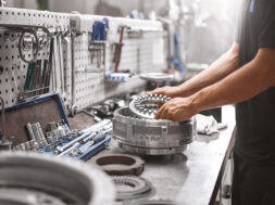 ZF Remanufacturing Torque-Converter Assembling[87]