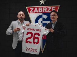 [Photo] Kumho_Tire_Gornik_Zabrze_Signing_Ceremony_02